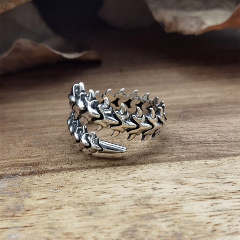 T0KY0 GH0UL KANEKl Ring