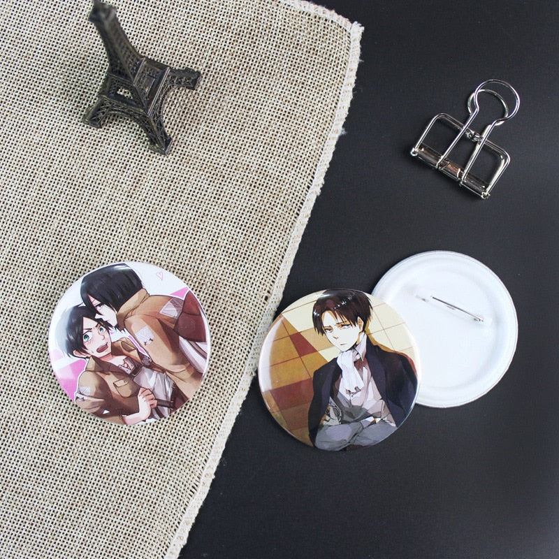 Anime Badges/pins aot
